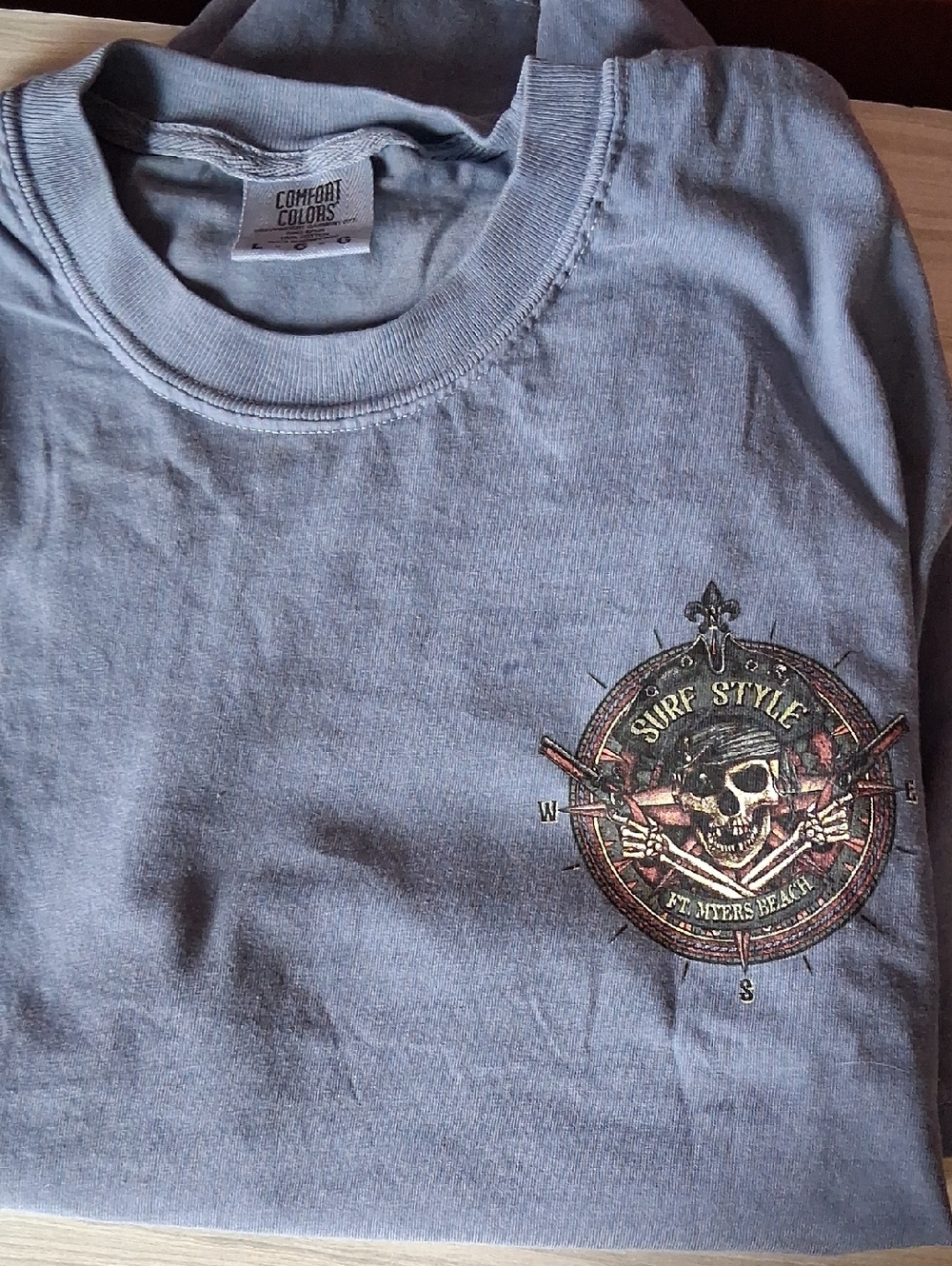 Comfort Colors Men's Light Blue Surf Style Graphic Tee Pirate